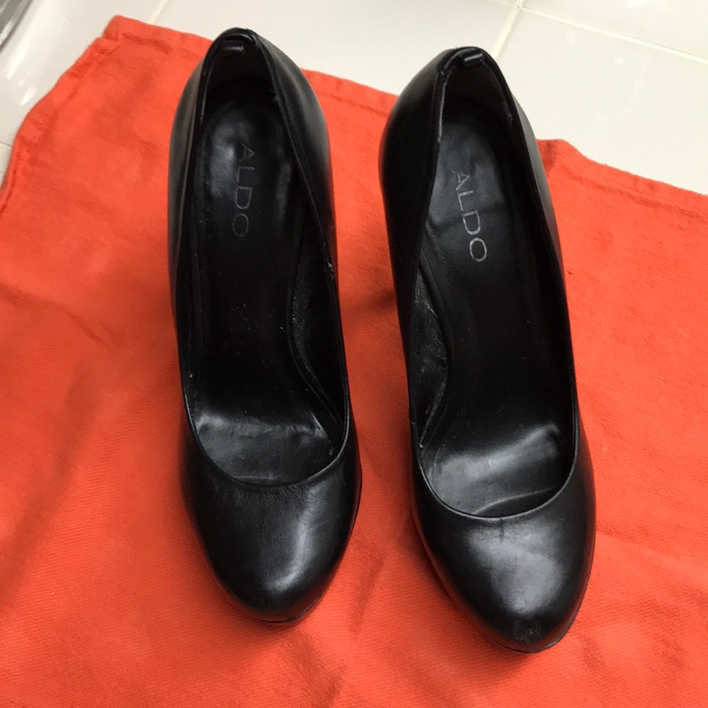 🌟👠 Aldo 4 1/2 inch spike shoes 🌟